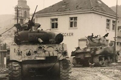 You Won’t Believe What Happened: Elite Sherman Tanks of the 21st Battalion Totally Disabled by German Panzers—How the 17th Volksgrenadier Division Turned the Tables on the Americans in 1945! The Truth Behind This Stunning World War II Clash Revealed!